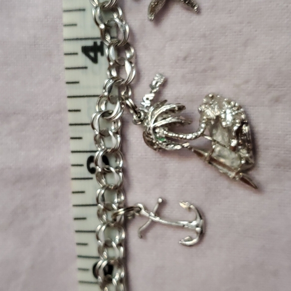 Vintage silver tropical charm bracelet - Picture 6 of 8